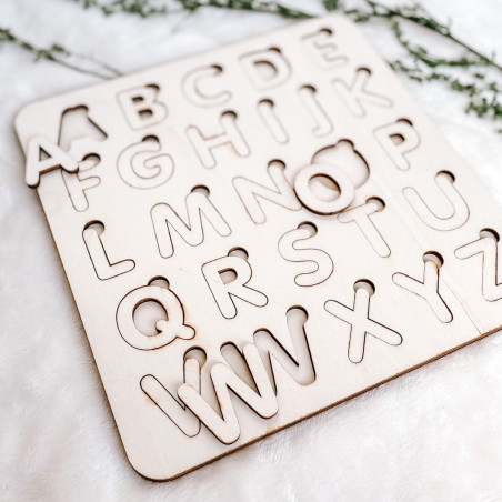 Insert montessori din lemn pentru copii - ALFABETUL | SENTOP