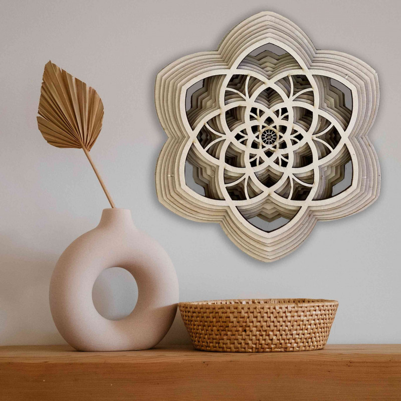 Mandala din lemn Harmony realizată din mai...