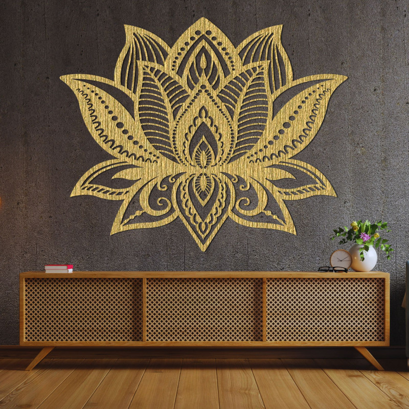 Elegantă floare de lotus din lemn - decor de perete pentru iubitorii de stil natural.