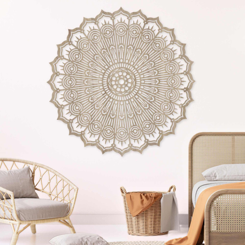 Mandala din lemn pe perete