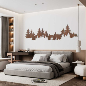 Vedere de aproape a unei siluete de pădure din lemn, montată pe un perete alb.