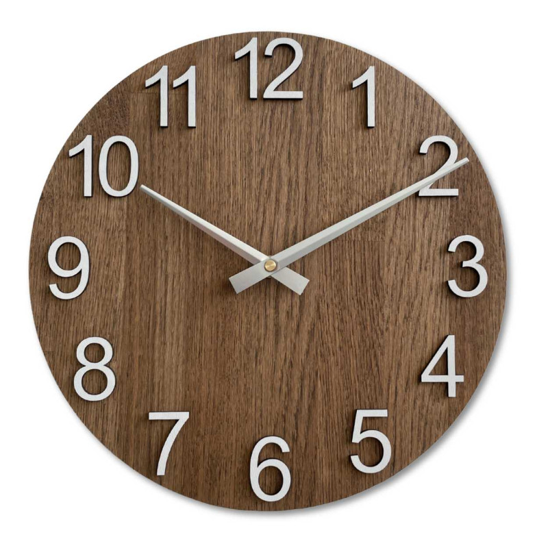 Ceas de perete din lemn, cu formă rotundă și ace argintii