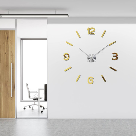 Ceas elegant din plexiglas, silențios și ușor de instalat în orice cameră. Ceas elegant din plexiglas, silențios și ușor de instalat în orice cameră.