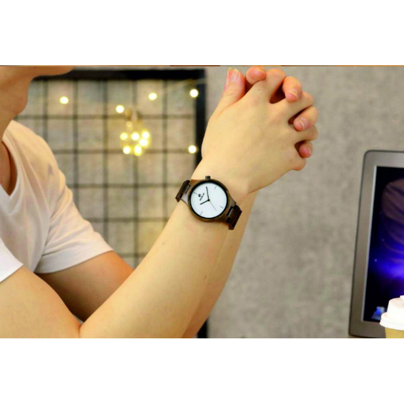 REDEAR ceas de mână din lemn. Doamnelor și domnilor.