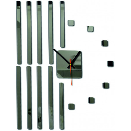 Ceas modern pe un perete realizat din material plastic. Productie proprie, X-Momo Ceas modern pe un perete realizat din material plastic. Productie proprie, X-Momo