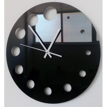 Ceas de perete modern realizat din plastic. Producție proprie, X-momo Ceas de perete modern realizat din plastic. Producție proprie, X-momo