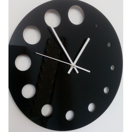 Ceas de perete modern realizat din plastic. Producție proprie, X-momo Ceas de perete modern realizat din plastic. Producție proprie, X-momo