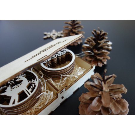 Dimensiuni ornamente, ornamente de Crăciun, accesorii din lemn, ornamente din lemn și plastic Dimensiuni ornamente, ornamente de Crăciun, accesorii din lemn, ornamente din lemn și plastic