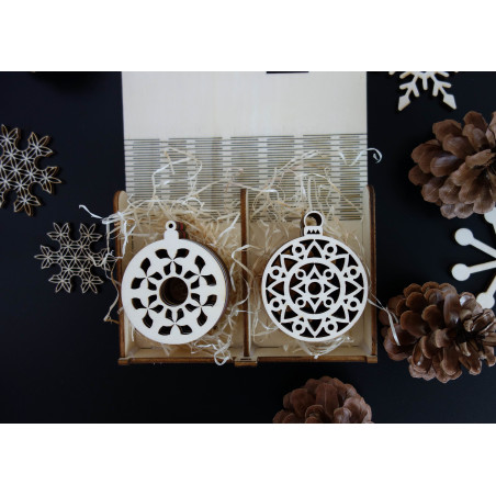 Ornamente din lemn și plastic, ornamente de Crăciun, accesorii vintage din lemn Ornamente din lemn și plastic, ornamente de Crăciun, accesorii vintage din lemn