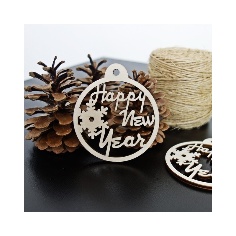 Ornament de Crăciun din lemn - Anul Nou, dimensiune: 79x90 mm