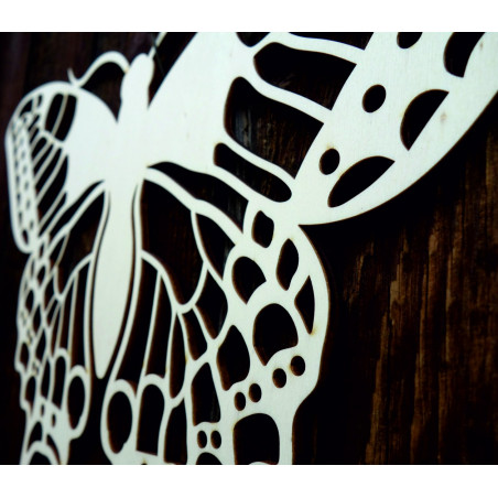 Fluture de noapte sculptat din placaj L 420X 257 mm LEOPARTID Fluture de noapte sculptat din placaj L 420X 257 mm LEOPARTID
