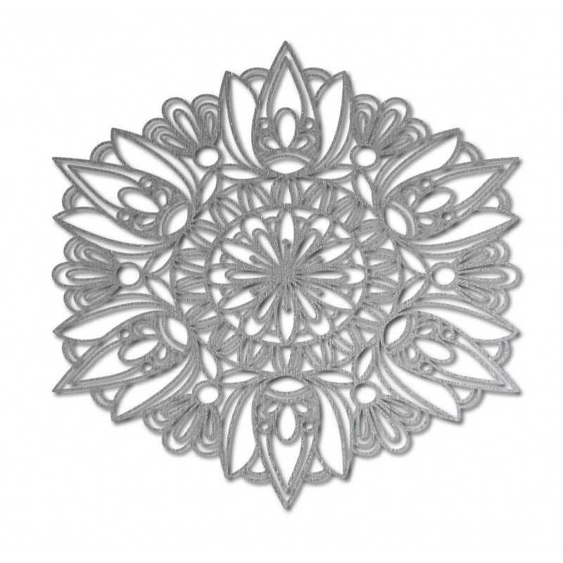 Floare sculptată imagine din lemn mandala pe un perete de placaj