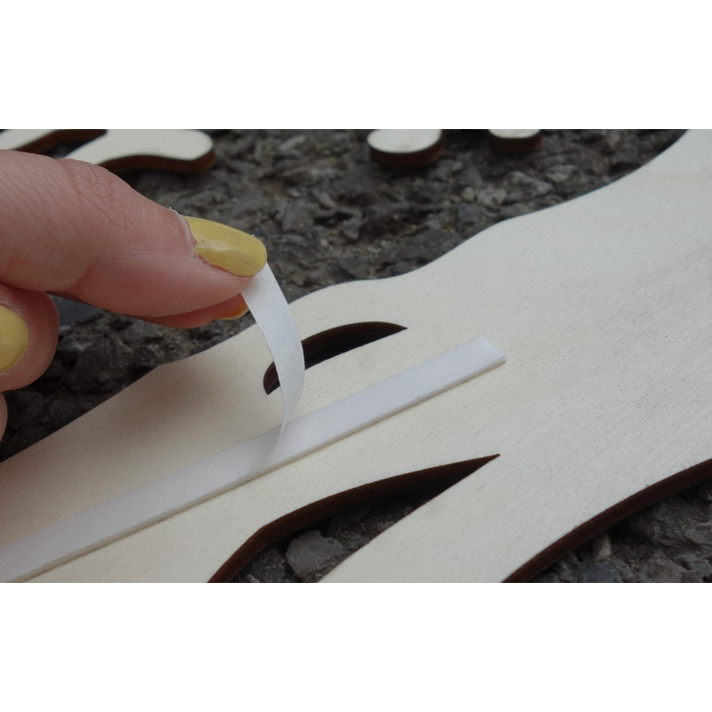 Tablou din lemn sculptat pentru perete realizat din placaj ornamental